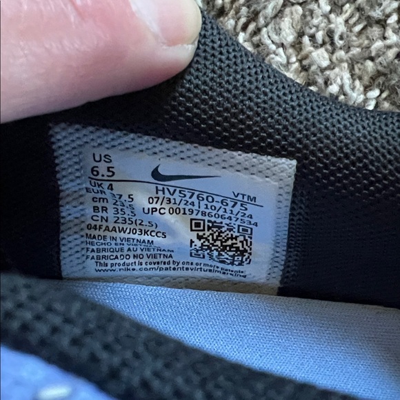 Nike Airmax DNR Gradient Blue Pink Sneakers - Picture 6 of 6